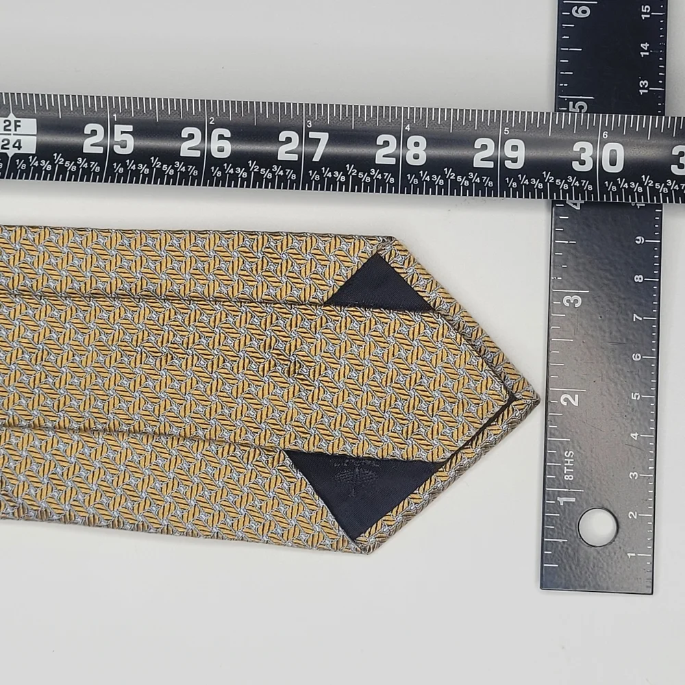 Brooks Brothers Gold Blue Herringbone Geometric Silk Tie 59 X 3.5